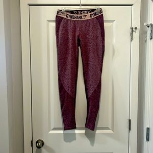 Size L- Gymshark workout leggings